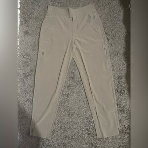 ATHLETA Brooklyn mid rise ankle utility pants (size 6)